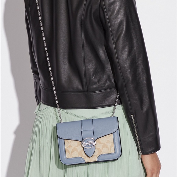 COACH Georgie Crossbody In Signature Canvas LIGHT KHAKI/MARBLE BLUE - Picture 3 of 14